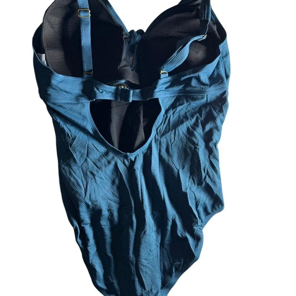Kona Sol Women's Swimsuit Size 24W Teal Keyhole Back Ruched Center Adj‎ Straps